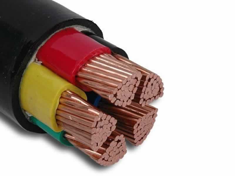 Câble d'alimentation gainé PVC isolé XLPE basse tension